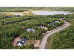 11 Mesange  Greater Lakeburn, NB E1H 0N4