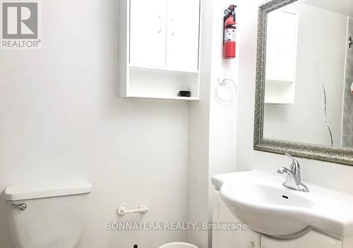 5359 Bullrush Drive, Mississauga, ON - Indoor Photo Showing Bathroom