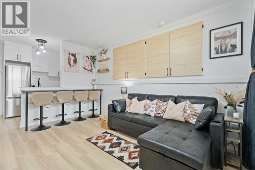 2, 1530 26 Avenue SW  Calgary, AB T2T 1C5