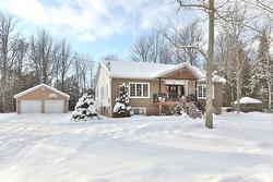 15 Rue Michel  Stanbridge East, QC J0J 2H0