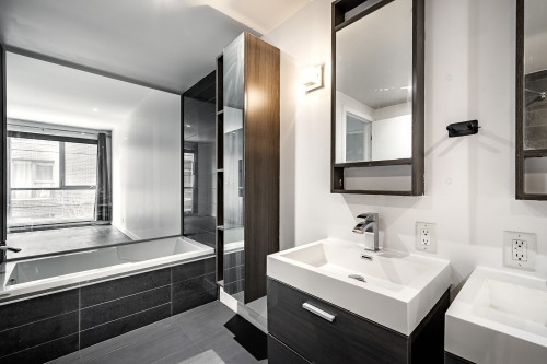 Salle de bains attenante à la CCP - 312-905 Av. Plymouth, Mont-Royal, QC - Indoor Photo Showing Bathroom