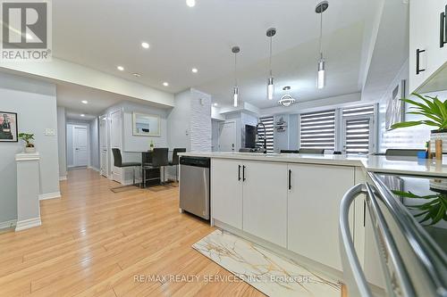 21 - 9430 The Gore Road, Brampton, ON - Indoor Photo Showing Kitchen With Upgraded Kitchen