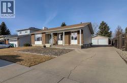 79 Temple Crescent W  Lethbridge, AB T1K 4T3