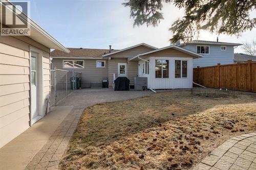 79 Temple Crescent W, Lethbridge, AB - Outdoor