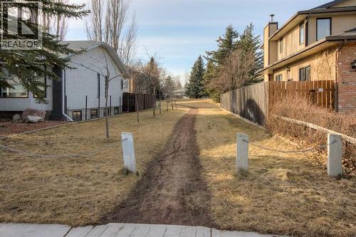 79 Temple Crescent W, Lethbridge, AB - Outdoor