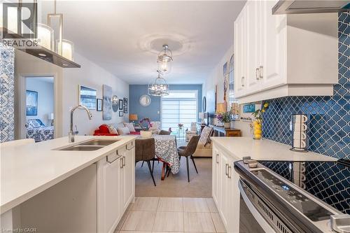 7 Comet Lane, Crystal Beach, ON - Indoor Photo Showing Kitchen With Double Sink With Upgraded Kitchen