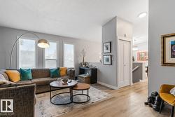 6411 180 ST NW  Edmonton, AB T5P 2P3