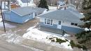 1420 Chaplin Street E, Swift Current, SK  - Outdoor 