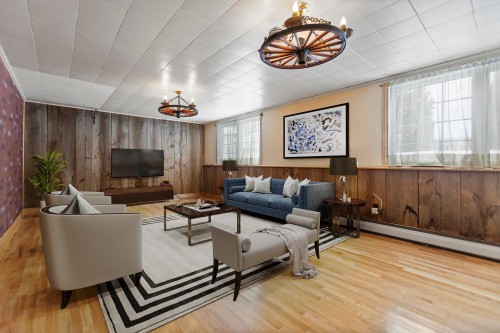 Family Room - 69 Ch. Du Bord-Du-Lac-Lakeshore, Pointe-Claire, QC - Indoor Photo Showing Other Room With Fireplace