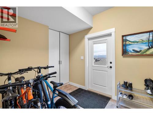 2016 Galore Crescent, Kamloops, BC - Indoor Photo Showing Gym Room