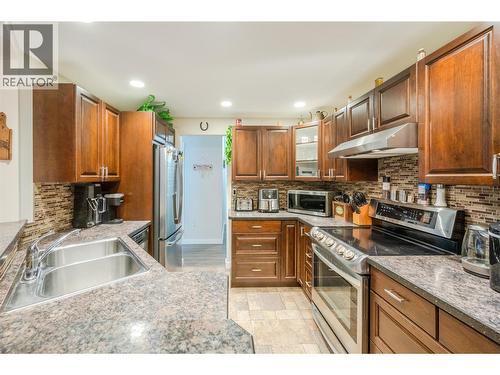 337 MCKINNEY Road Unit# 216  Oliver, BC V0H 1T3