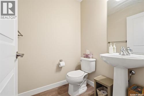 556 Pringle Crescent, Saskatoon, SK - Indoor Photo Showing Bathroom