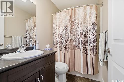556 Pringle Crescent, Saskatoon, SK - Indoor Photo Showing Bathroom