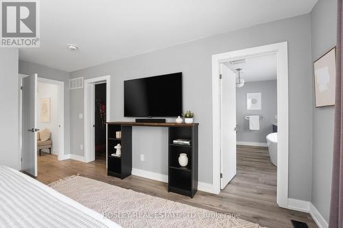 23 White Birch Road, Toronto, ON - Indoor Photo Showing Bedroom