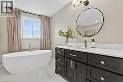 4pc Bathroom Ensuite - 