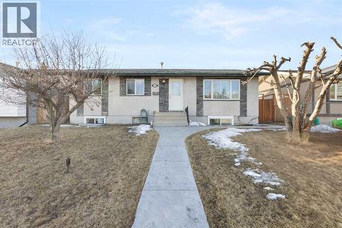 6124 Maddock Drive NE  Calgary, AB T2A 3W8