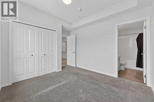 1106, 33 Carringham Gate Nw, Calgary, AB - Indoor