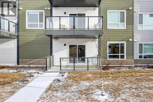 1106, 33 Carringham Gate Nw, Calgary, AB - Outdoor With Exterior