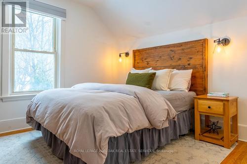115 Prince George Avenue, Hamilton, ON - Indoor Photo Showing Bedroom