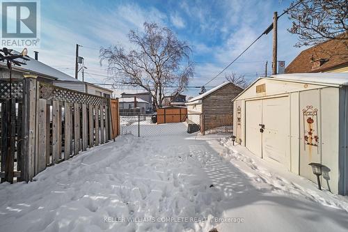 187 Mcanulty Boulevard, Hamilton, ON - Outdoor