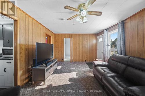 187 Mcanulty Boulevard, Hamilton, ON - Indoor