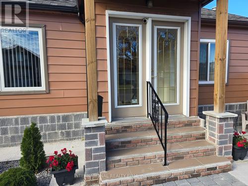 731 Knox Avenue, Hamilton, ON - Outdoor With Deck Patio Veranda With Exterior