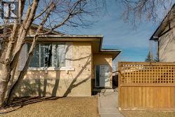 3404 35 Avenue SE  Calgary, AB T2B 2J5