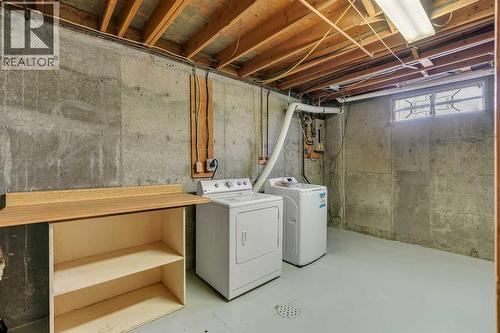 3404 35 Avenue Se, Calgary, AB - Indoor Photo Showing Laundry Room