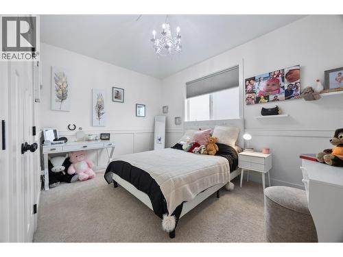 1553 Emerald Drive, Kamloops, BC - Indoor Photo Showing Bedroom