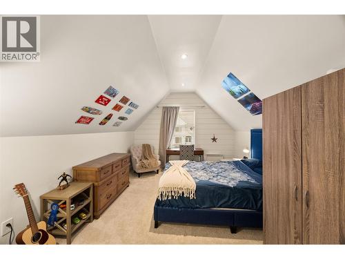 1553 Emerald Drive, Kamloops, BC - Indoor Photo Showing Bedroom