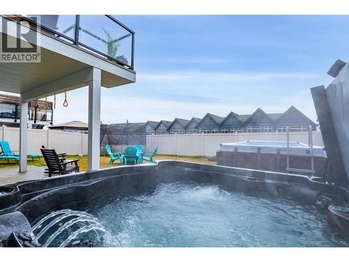 1553 Emerald Drive, Kamloops, BC - Outdoor