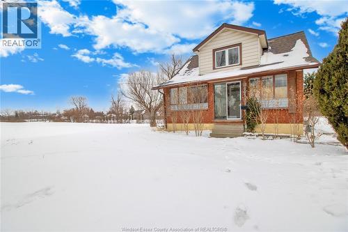 903 GRAND MARAIS  Windsor, ON N8X 3M9