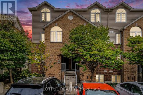 58 STEELE PARK PRIVATE  Ottawa, ON K1J 0J2