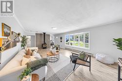 9 CENTRE ROAD  Georgina, ON L0E 1N0