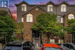 58 STEELE PARK PRIVATE  Ottawa, ON K1J 0J2
