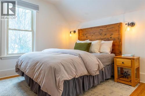 115 Prince George Avenue, Hamilton, ON - Indoor Photo Showing Bedroom