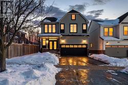 82 VIPOND ROAD  Whitby (Brooklin), ON L1M 2P2