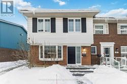 33 MONTEREY DRIVE  Ottawa, ON K2H 7A9