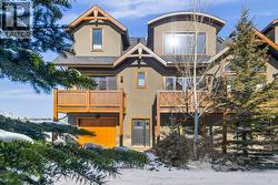 4, 511 6th Avenue  Canmore, AB T1W 0K9