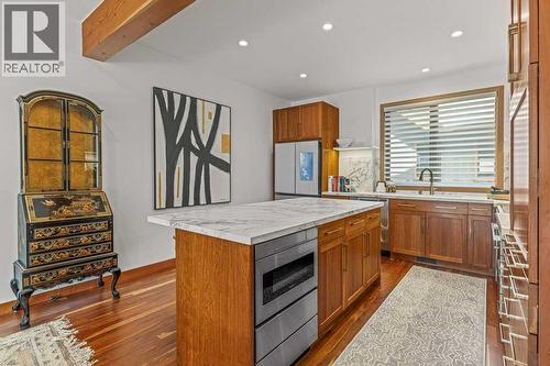 4, 511 6Th Avenue, Canmore, AB - Indoor Photo Showing Kitchen