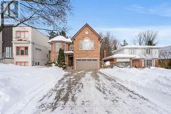 116 ELMHURST AVENUE  Toronto, ON M2N 1R8