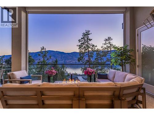 3452 Blue Grass Lane, Kelowna, BC - 