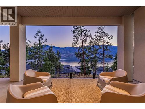 3452 Blue Grass Lane, Kelowna, BC - 