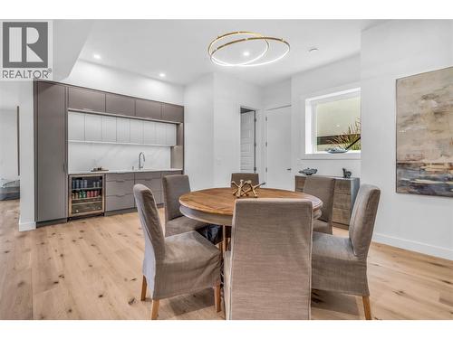 3452 Blue Grass Lane, Kelowna, BC - Indoor Photo Showing Dining Room