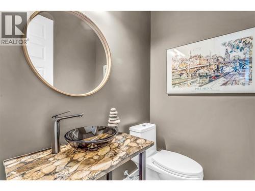 3452 Blue Grass Lane, Kelowna, BC - Indoor Photo Showing Bathroom
