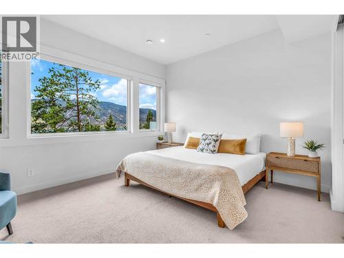 3452 Blue Grass Lane, Kelowna, BC - Indoor Photo Showing Bedroom