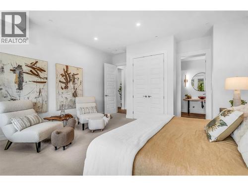 3452 Blue Grass Lane, Kelowna, BC - Indoor Photo Showing Bedroom