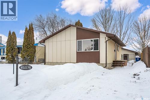 330 Smallwood Crescent, Saskatoon, SK - Outdoor