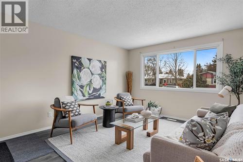 330 Smallwood Crescent, Saskatoon, SK - Indoor