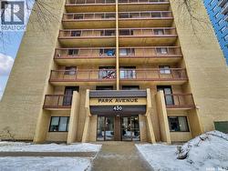 606 430 5th AVENUE N  Saskatoon, SK S7K 6Z2